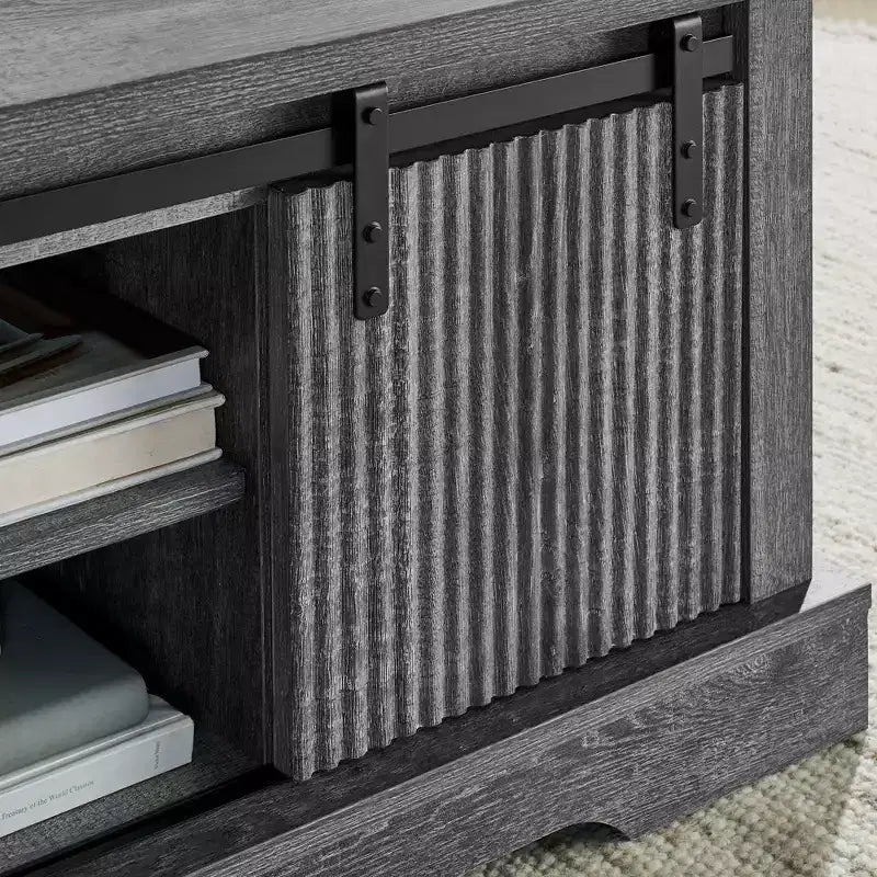Table basse de ferme de 41 po avec porte coulissante de grange, 3 compartiments de rangement et étagères réglables