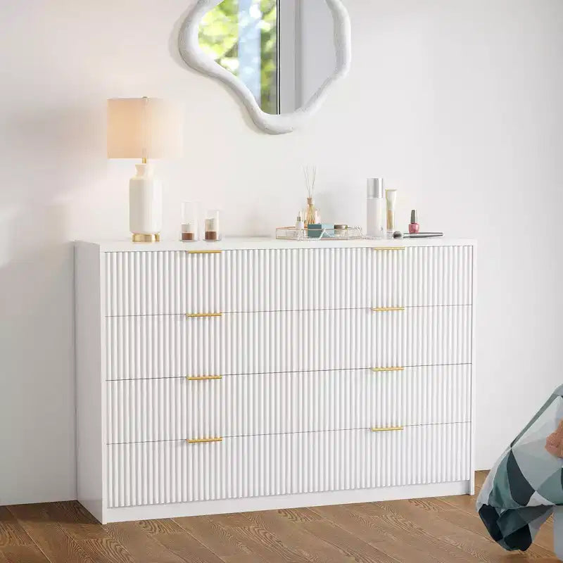 Commode cannelée à 9 tiroirs pour chambre à coucher, commode moderne de 160 cm de large avec poignées métalliques, meuble TV en bois cannelé, grande commode moderne pour dressing