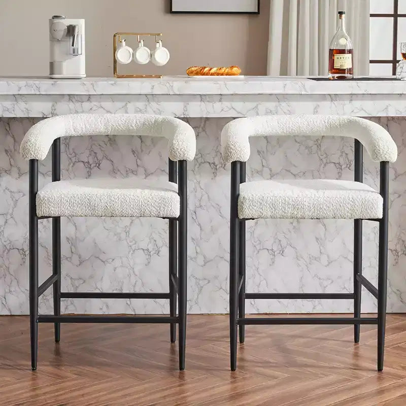 Okak – Tabourets de bar modernes (lot de 2), chaises de hauteur comptoir rembourrées en tissu bouclé avec cadre en métal, chaises de bar pour îlot de cuisine ou salle à manger