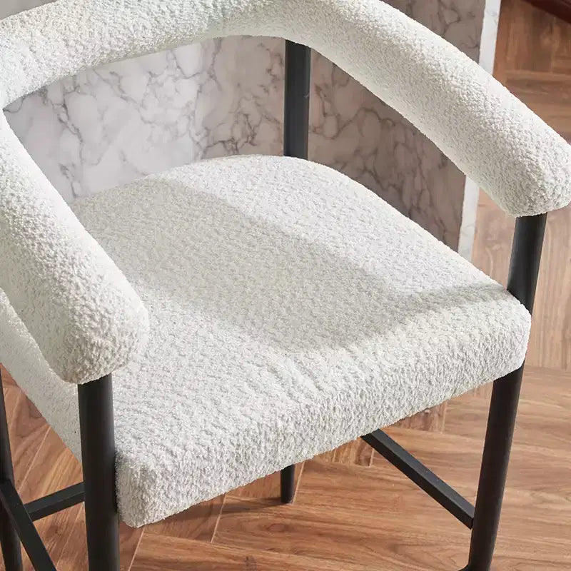Okak – Tabourets de bar modernes (lot de 2), chaises de hauteur comptoir rembourrées en tissu bouclé avec cadre en métal, chaises de bar pour îlot de cuisine ou salle à manger