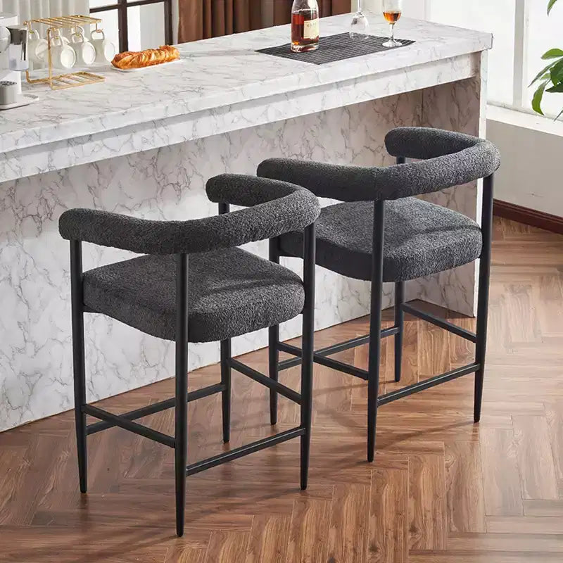 Okak – Tabourets de bar modernes (lot de 2), chaises de hauteur comptoir rembourrées en tissu bouclé avec cadre en métal, chaises de bar pour îlot de cuisine ou salle à manger