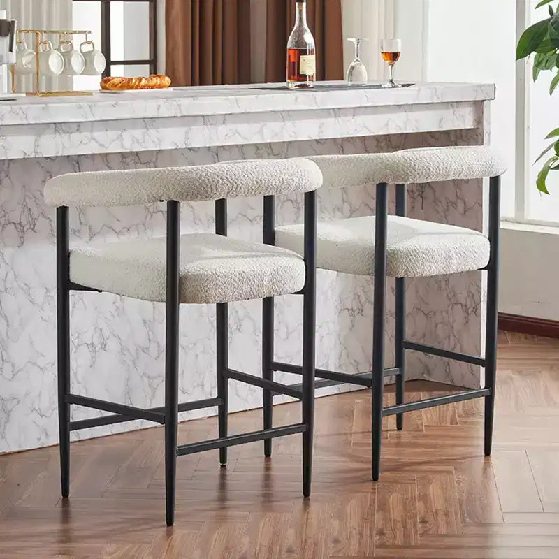 Okak – Tabourets de bar modernes (lot de 2), chaises de hauteur comptoir rembourrées en tissu bouclé avec cadre en métal, chaises de bar pour îlot de cuisine ou salle à manger