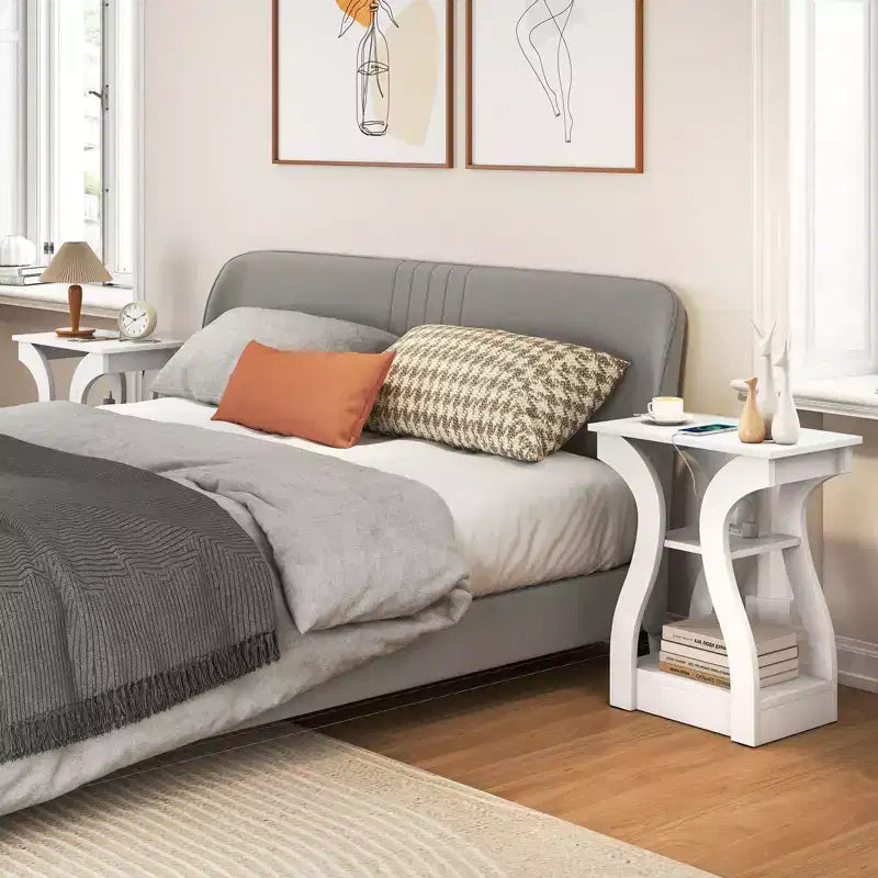 Tables d'appoint Costway avec station de charge, ensemble de 2 tables d'appoint à 3 niveaux avec ports USB et prises