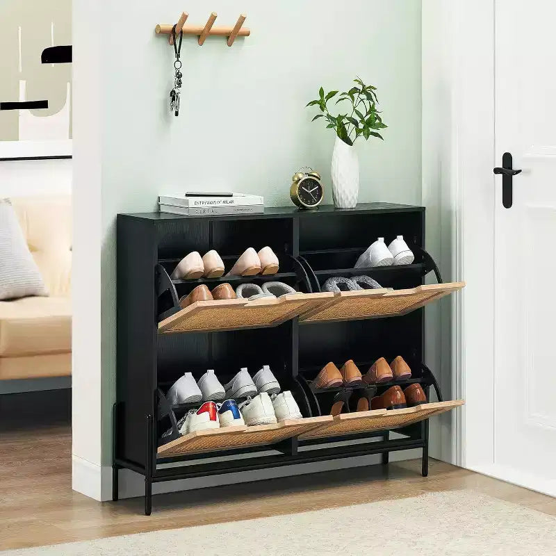 Meuble à chaussures en rotin 39,4 po avec tiroirs abattants, rangement 4 portes avec étagères réglables, peut contenir jusqu'à 20 paires