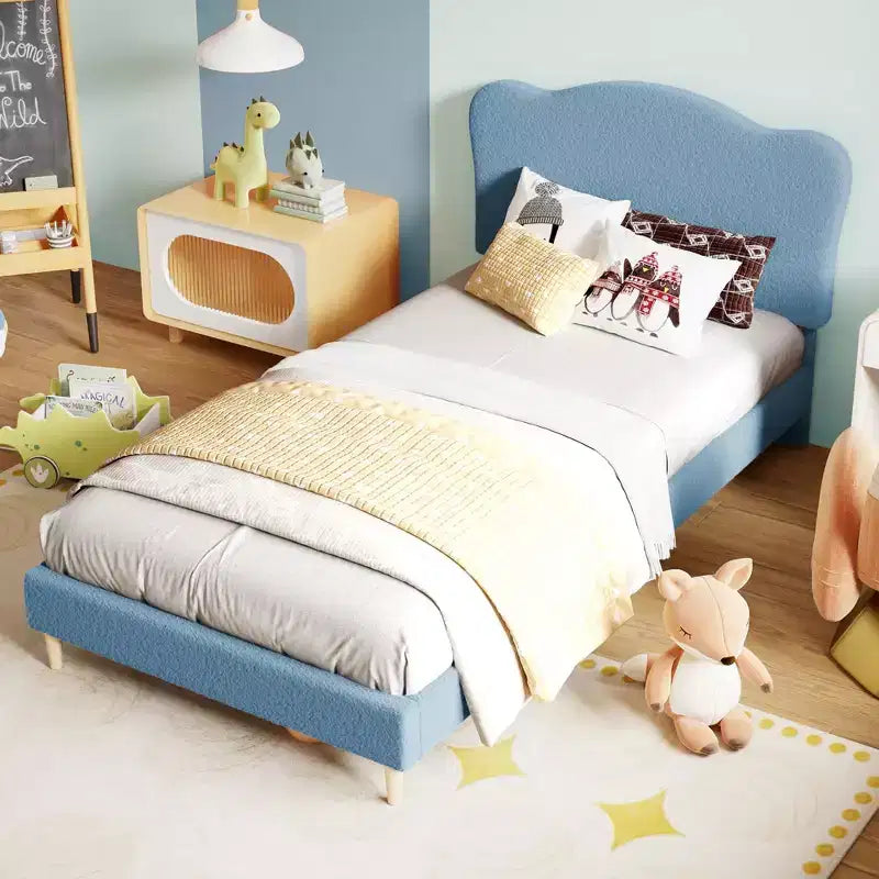 Cadre de lit double rembourré pour enfants avec tête de lit festonnée, lit double mignon en velours pour filles, garçons, lit plateforme robuste, pas besoin de sommier tapissier