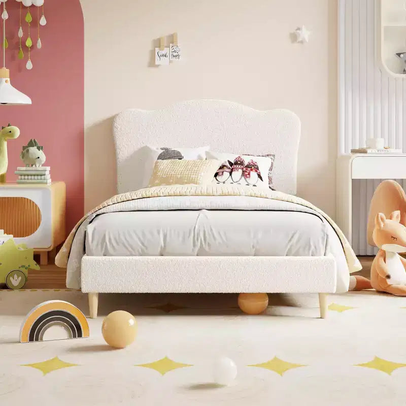 Cadre de lit double rembourré pour enfants avec tête de lit festonnée, lit double mignon en velours pour filles, garçons, lit plateforme robuste, pas besoin de sommier tapissier