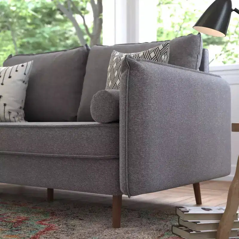 Canapé Emma et Oliver en tissu, style mi-siècle moderne, avec ressorts ensachés, pieds en bois et coussins de dossier amovibles